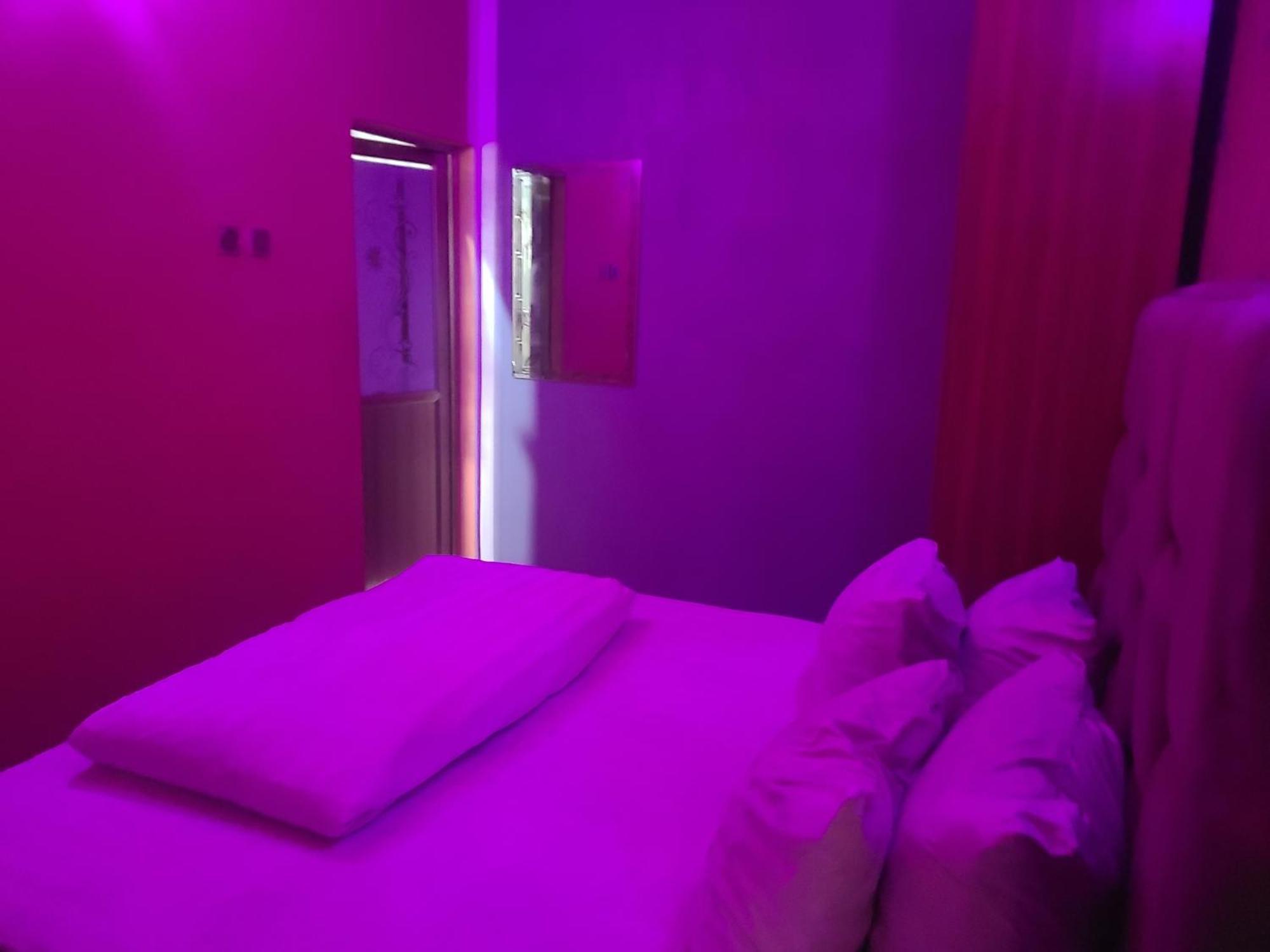 Charles Groove Hotel & Suit ポートハーコート エクステリア 写真
